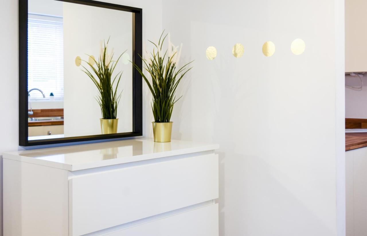 ווריק 1 Bedroom Apartment Leamington Spa Hosted By Golden Key מראה חיצוני תמונה